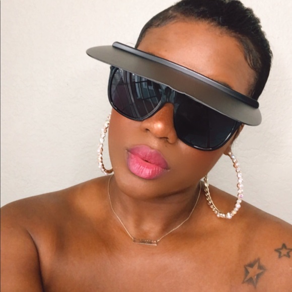 VISOR SUNGLASSES TAN - Picture 3 of 3